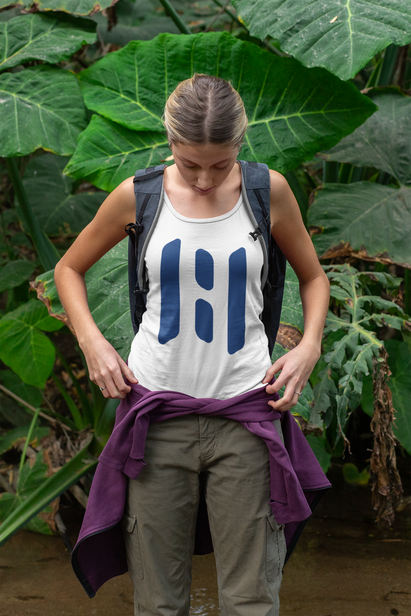 ICON Logo Tank